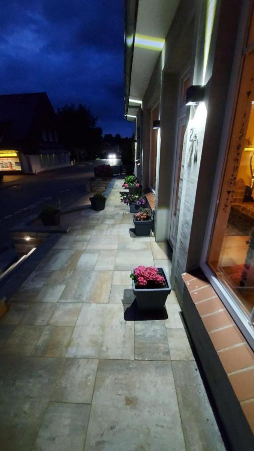 Ferienhaus Am Oland Busum Exterior photo